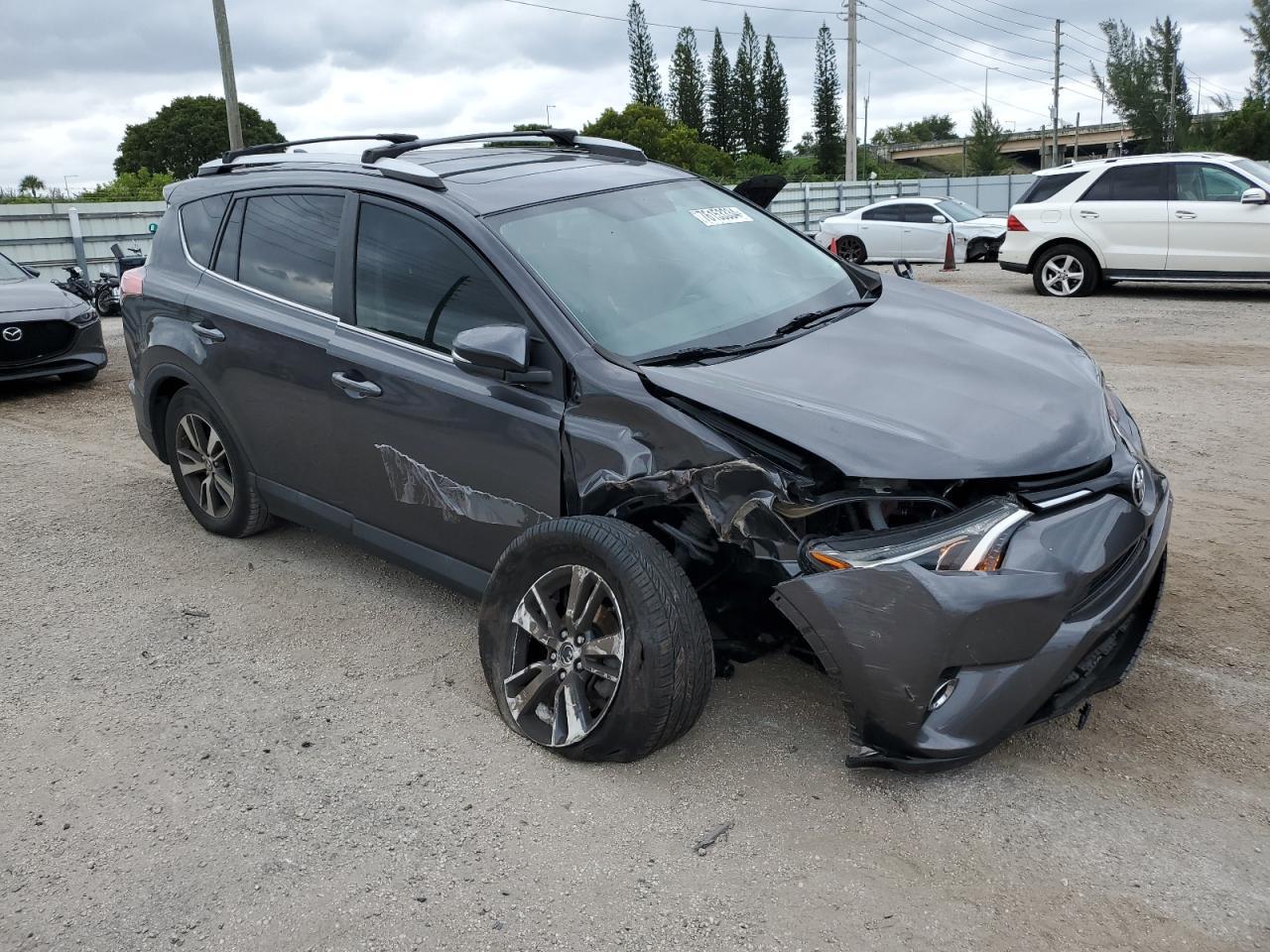 2016 Toyota Rav4 Xle - Фото 4