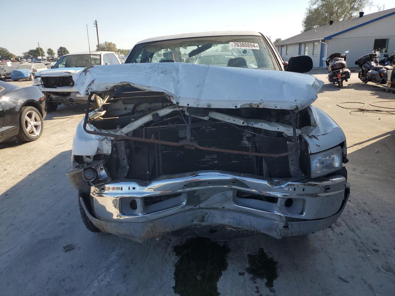 1998 Dodge Ram 1500 - Image 5