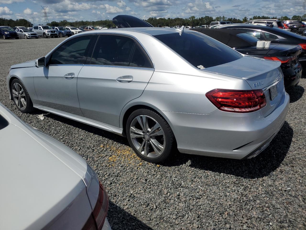 2014 Mercedes-Benz E 350 - Фото 2