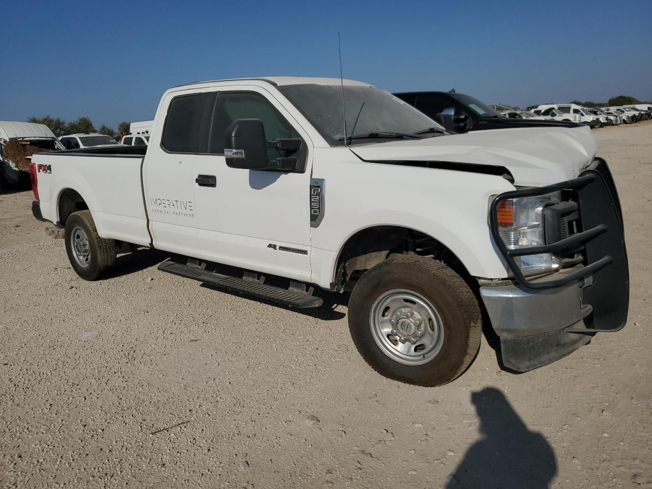 2022 Ford F250 Super Duty - Фото 4