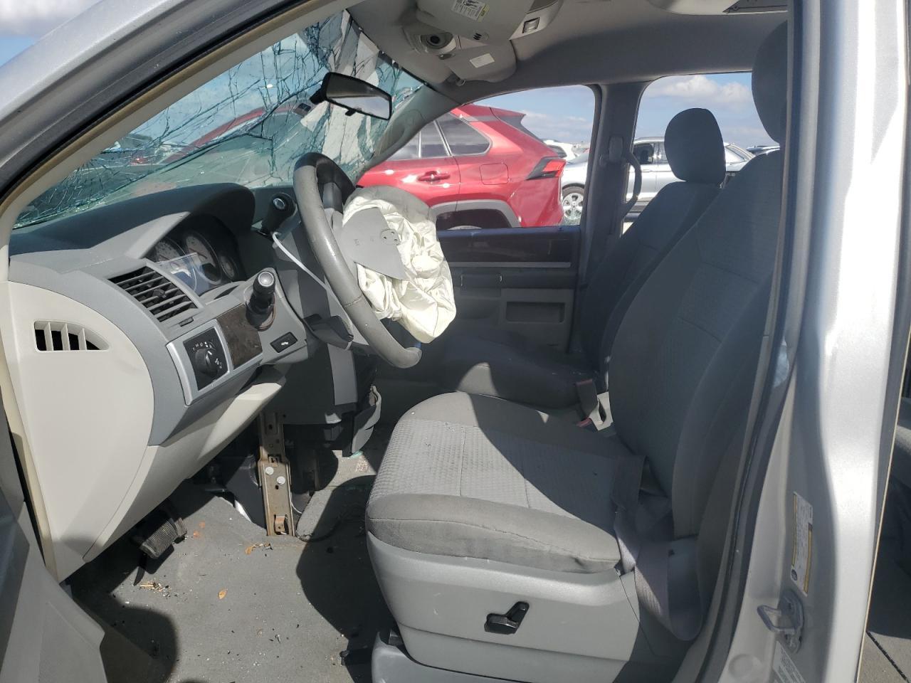 2010 Dodge Grand Caravan Sxt - Фото 7