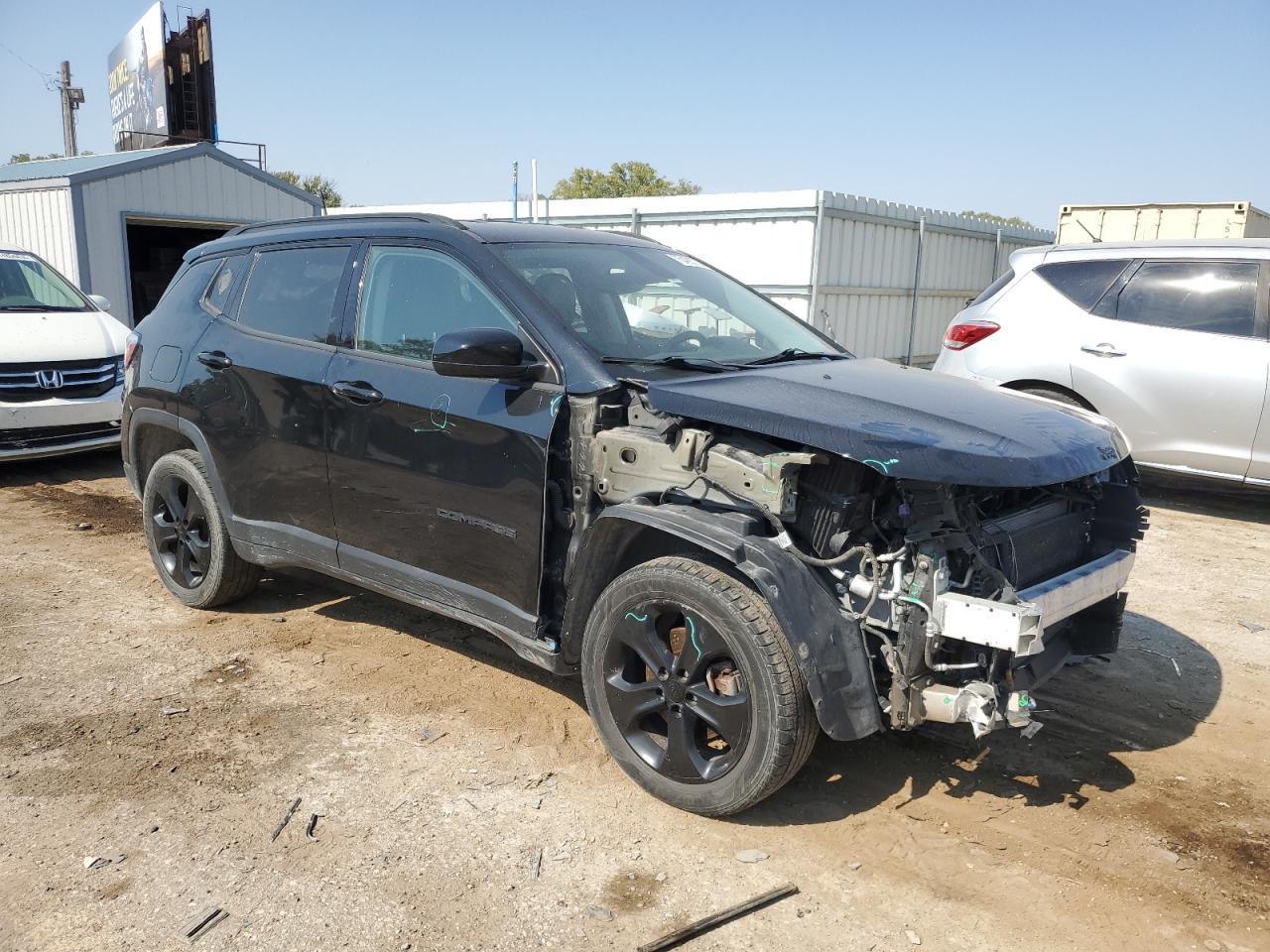 2018 Jeep Compass Latitude - Image 4