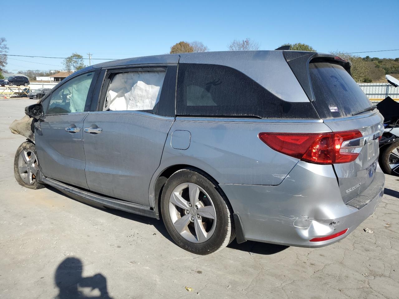 2020 Honda Odyssey Ex - Image 2