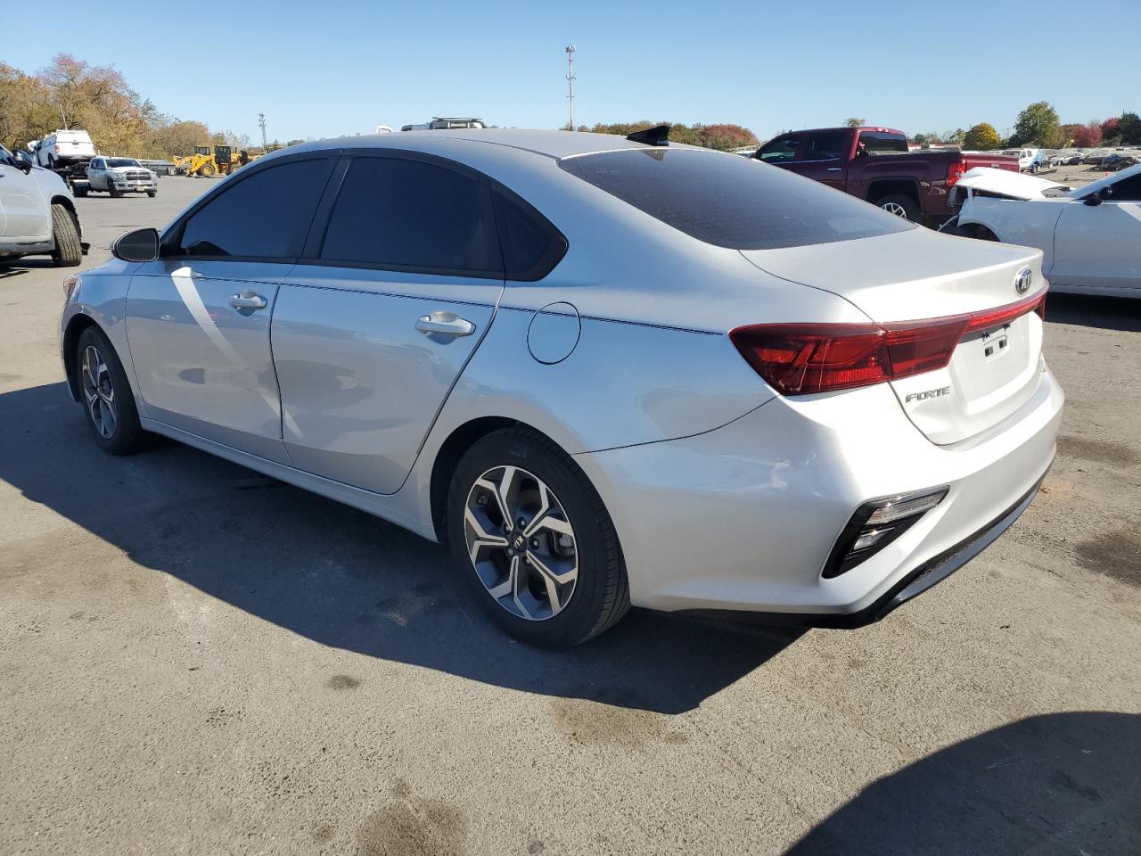2020 Kia Forte Fe - Image 2