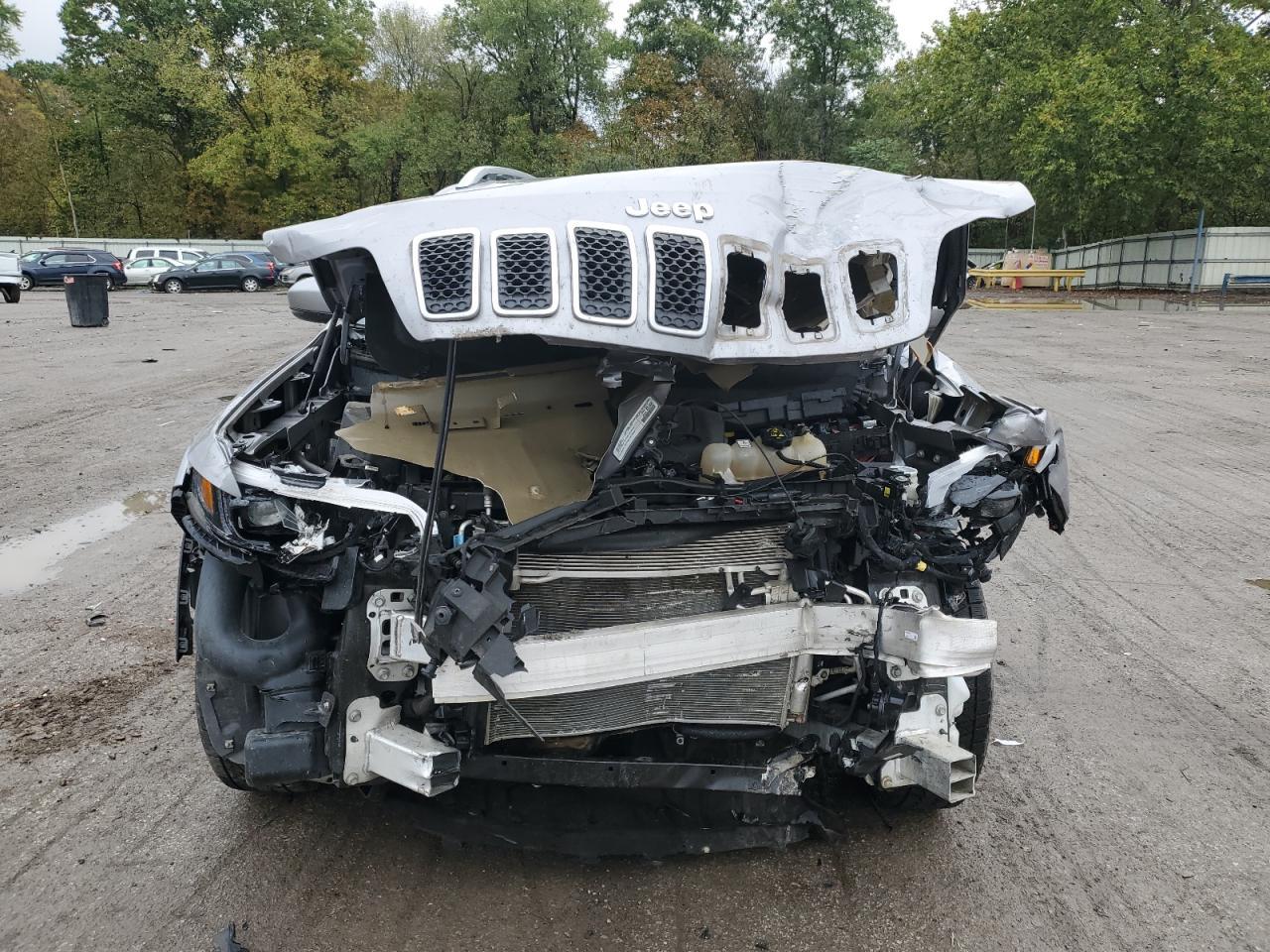 2019 Jeep Cherokee - Фото 5