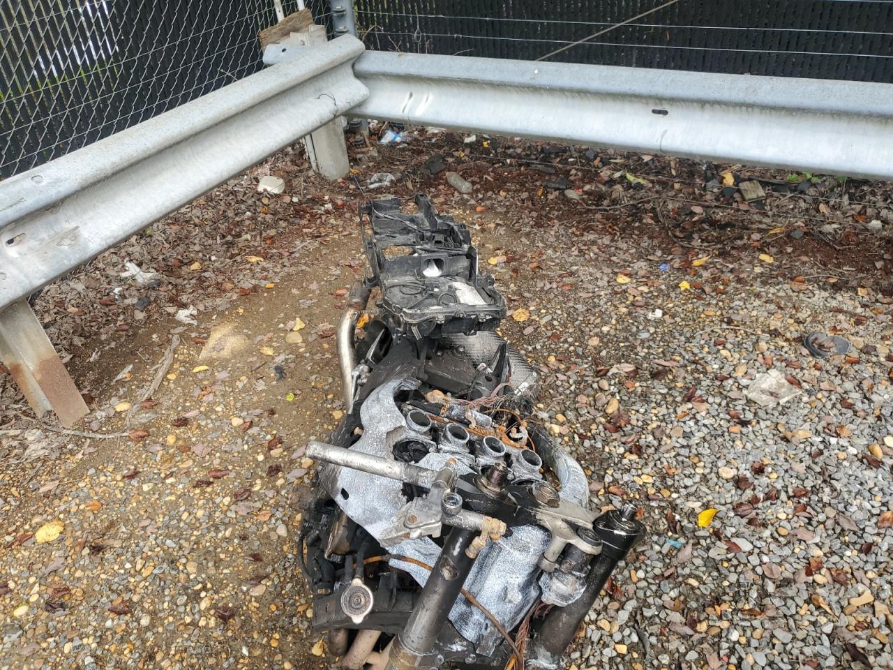 2006 Yamaha Yzfr6 L - Image 5