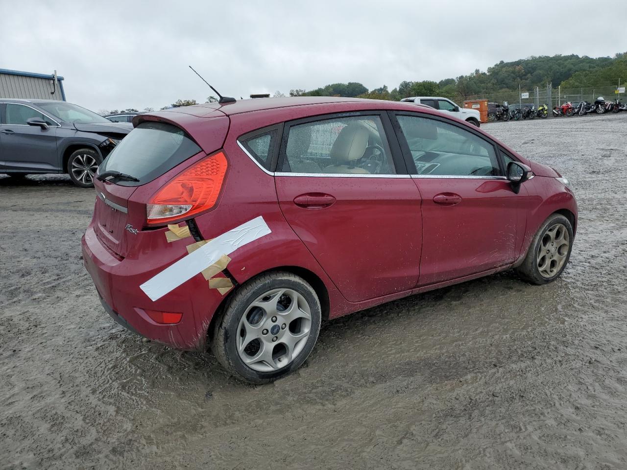 2011 Ford Fiesta Ses - Фото 3