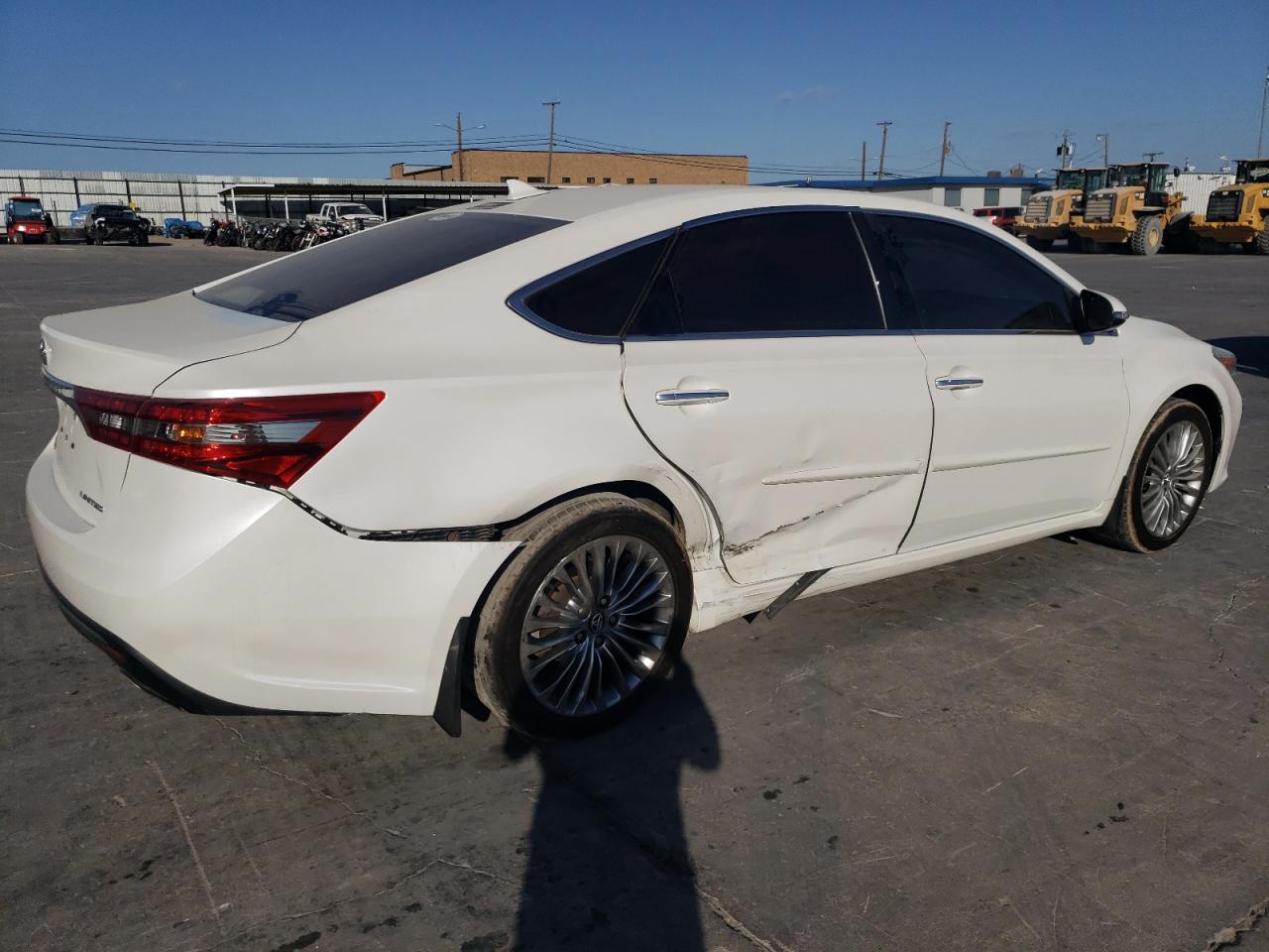 2016 Toyota Avalon Xle - Фото 3