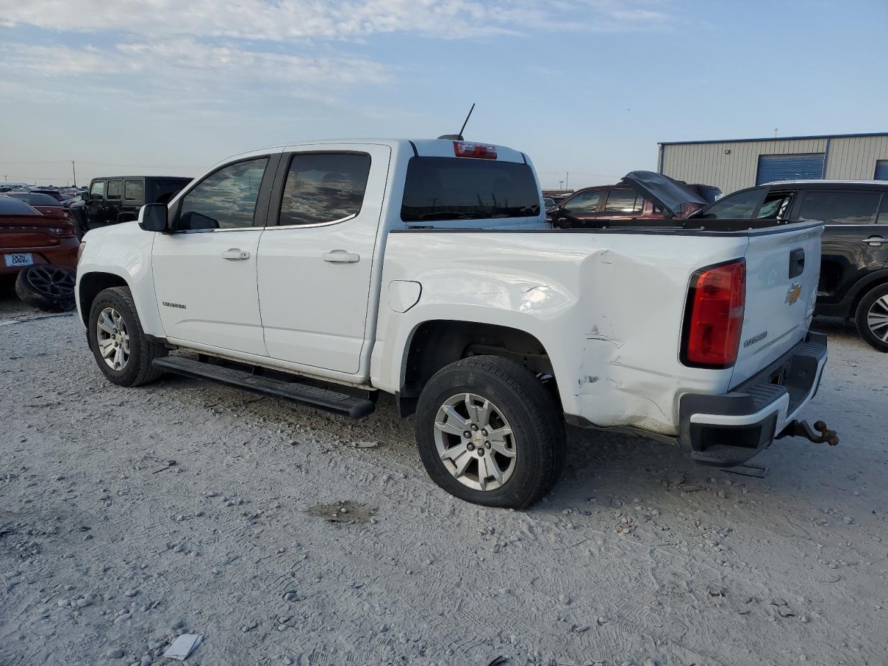 2016 Chevrolet Colorado Lt - Фото 2