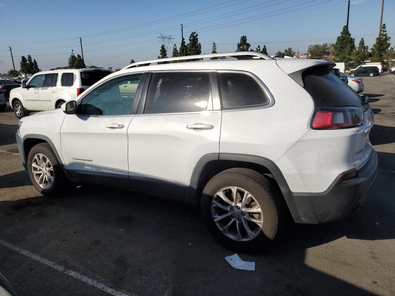 2019 Jeep Cherokee Latitude - Фото 2