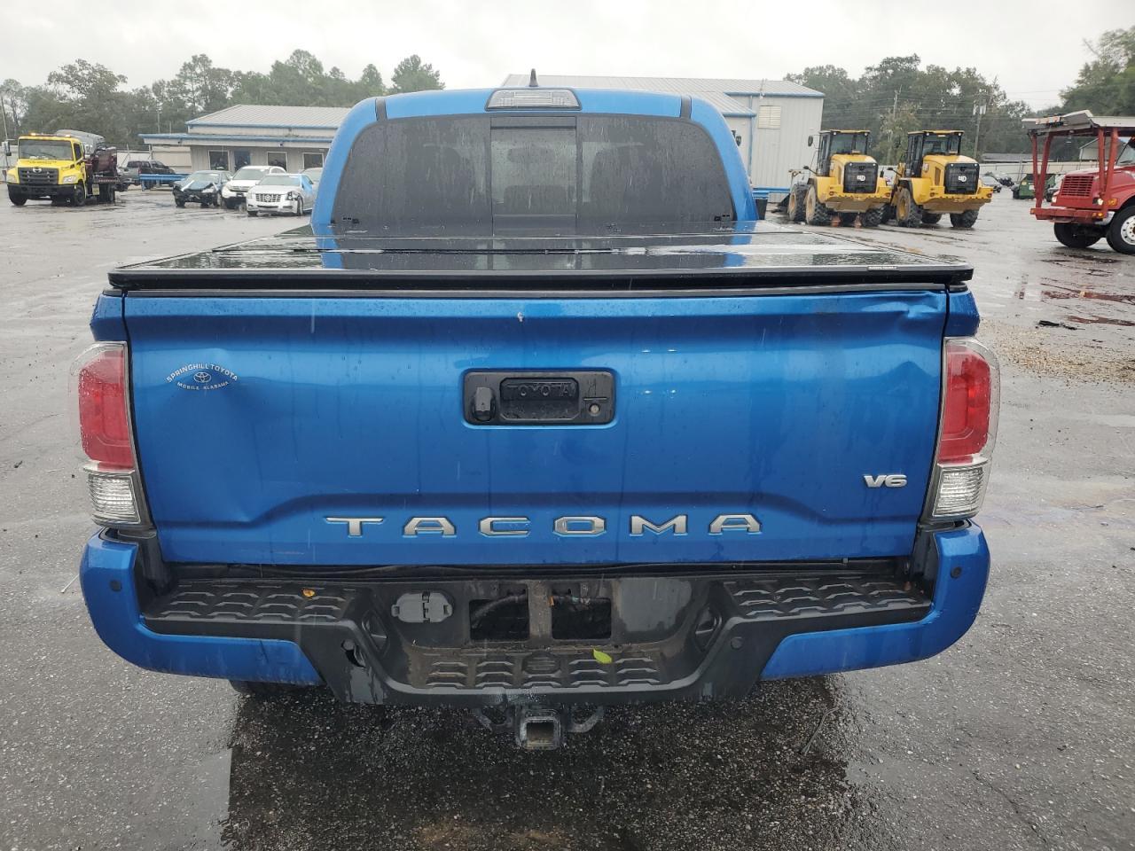 2017 Toyota Tacoma Double Cab - Image 6