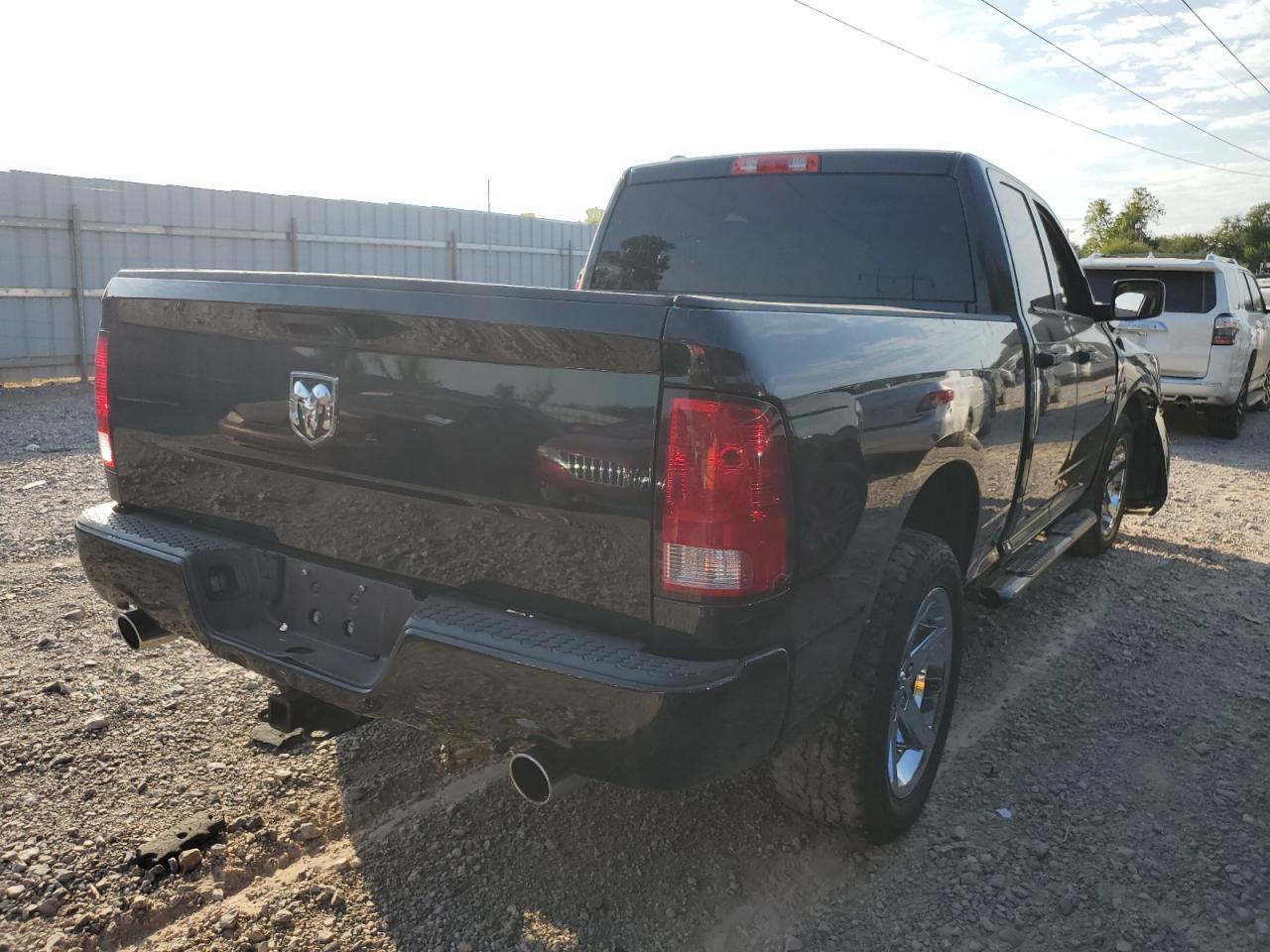 2018 Ram 1500 St - Фото 3
