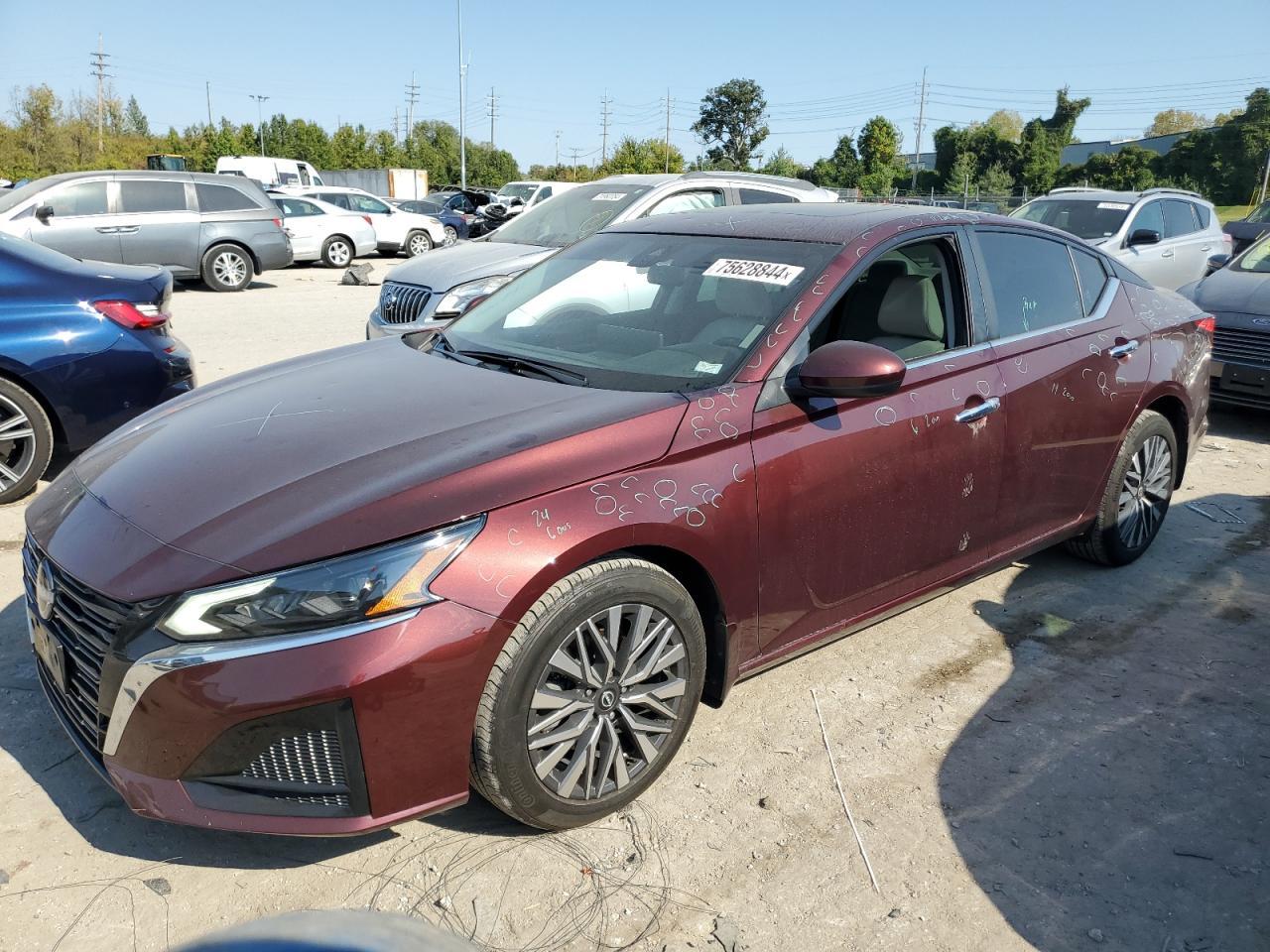 2023 Nissan Altima Sv