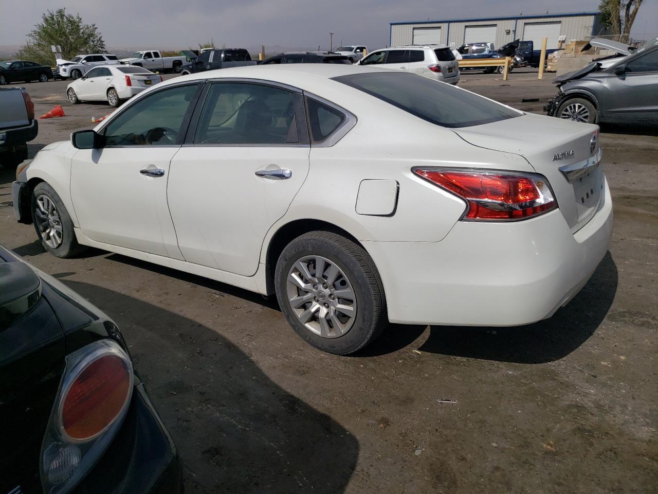 2014 Nissan Altima 2.5 - Image 2