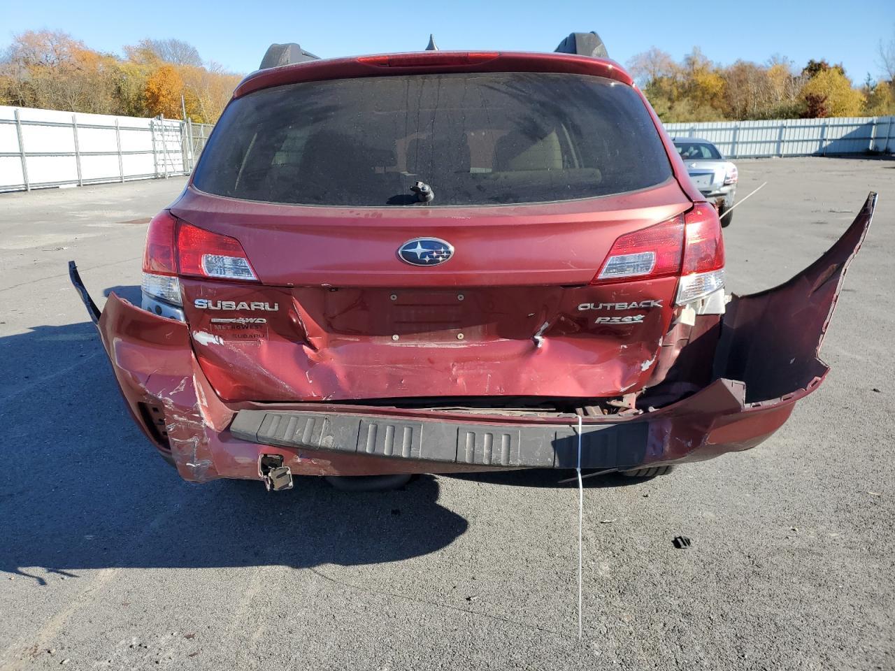 2014 Subaru Outback 2.5I Limited - Image 6