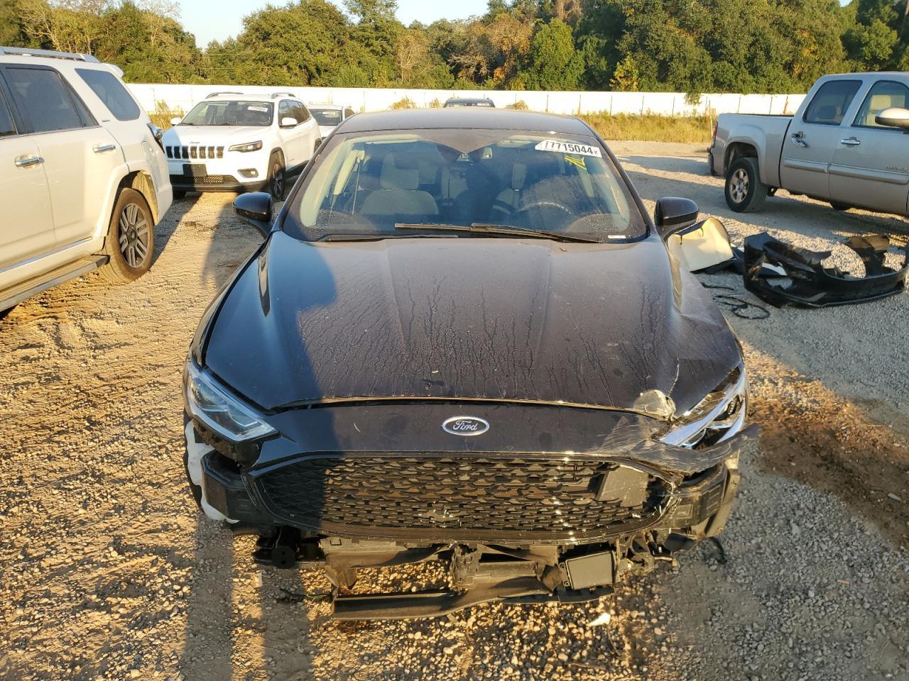 2019 Ford Fusion Se - Image 5