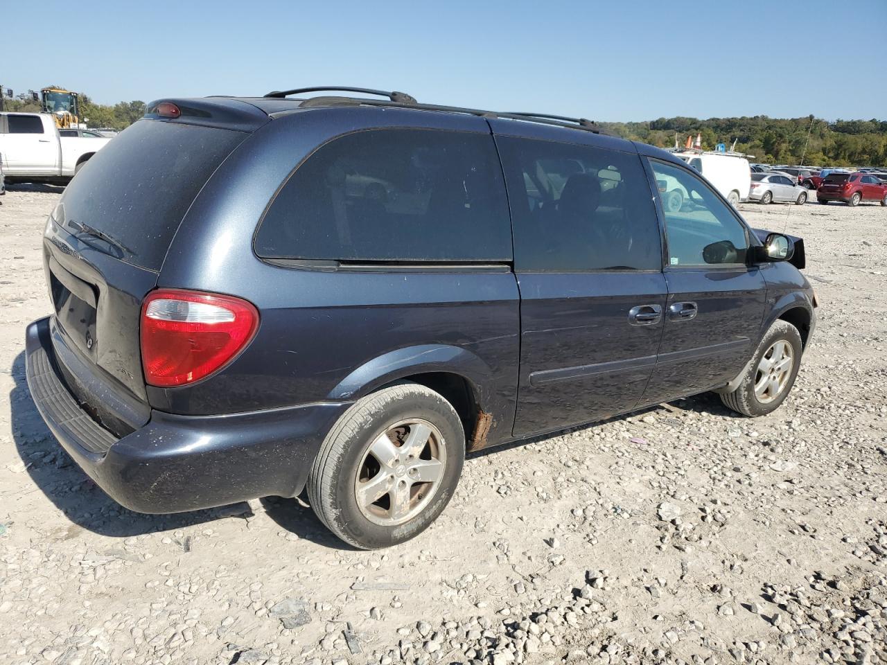 2007 Dodge Grand Caravan Sxt - Image 3