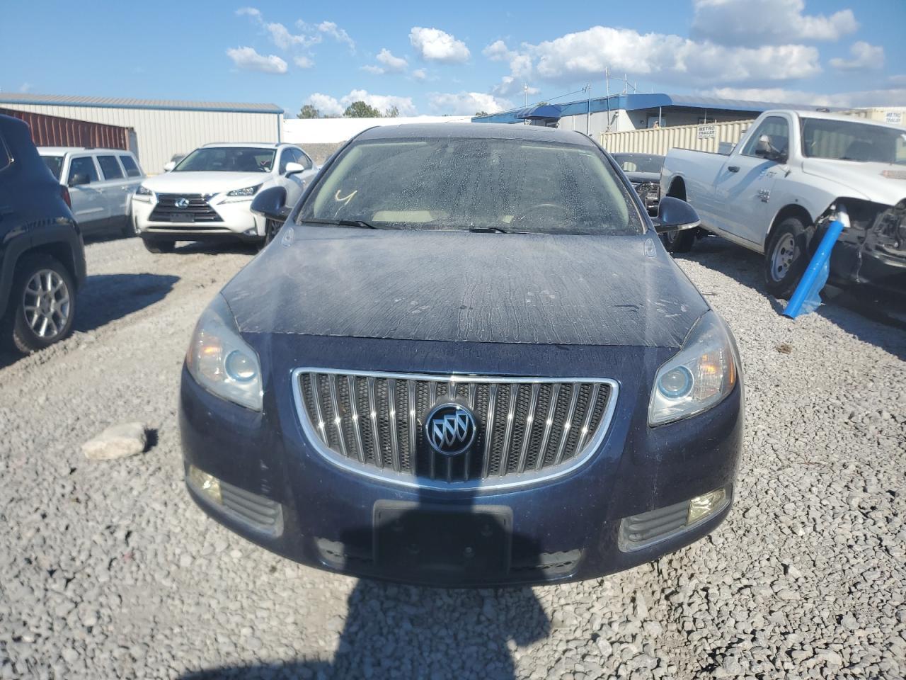 2012 Buick Regal Premium - Image 5