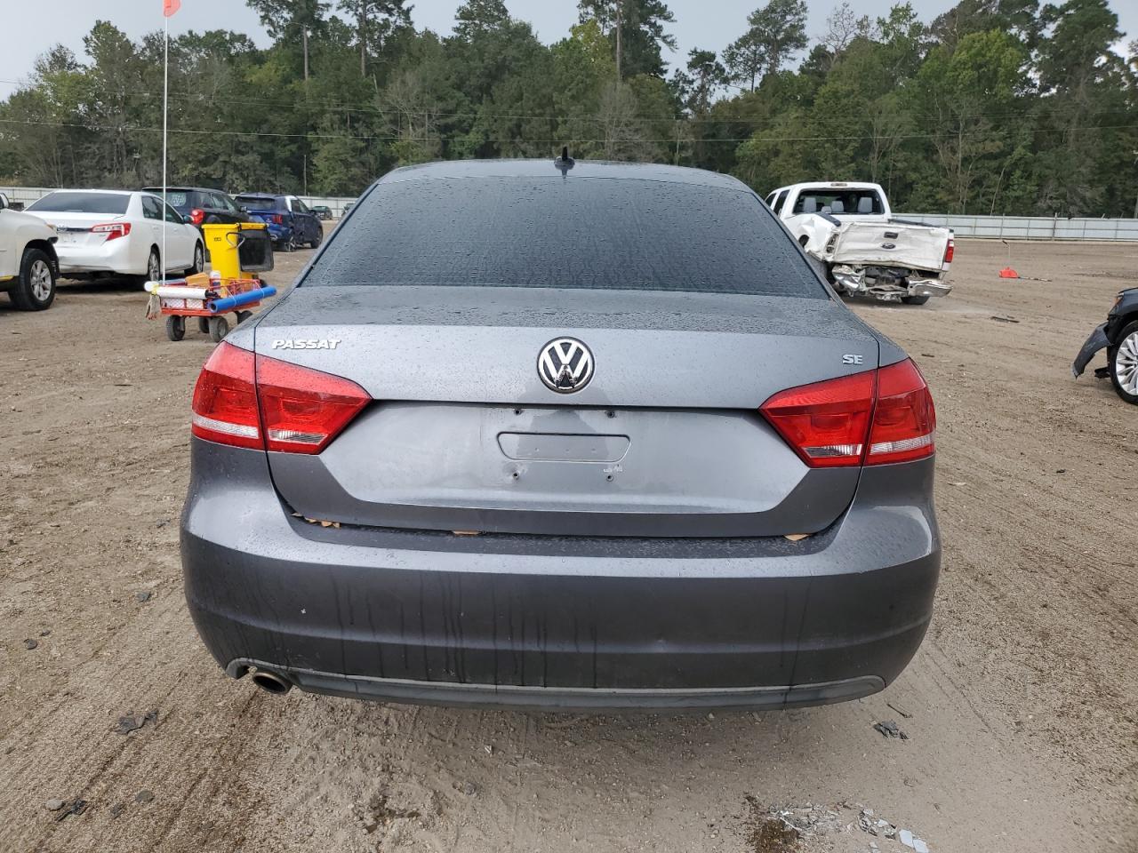 2012 Volkswagen Passat Se - Image 6