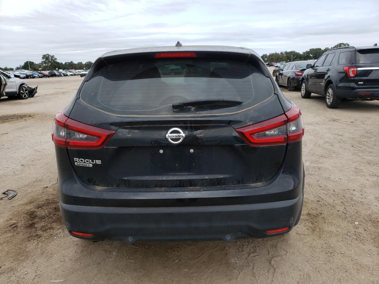 2020 Nissan Rogue Sport S - Image 6