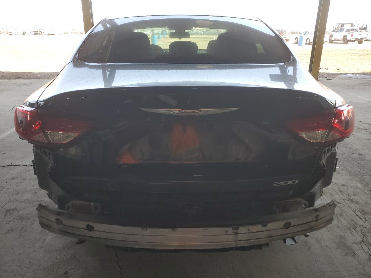 2016 Chrysler 200 Limited - Фото 6