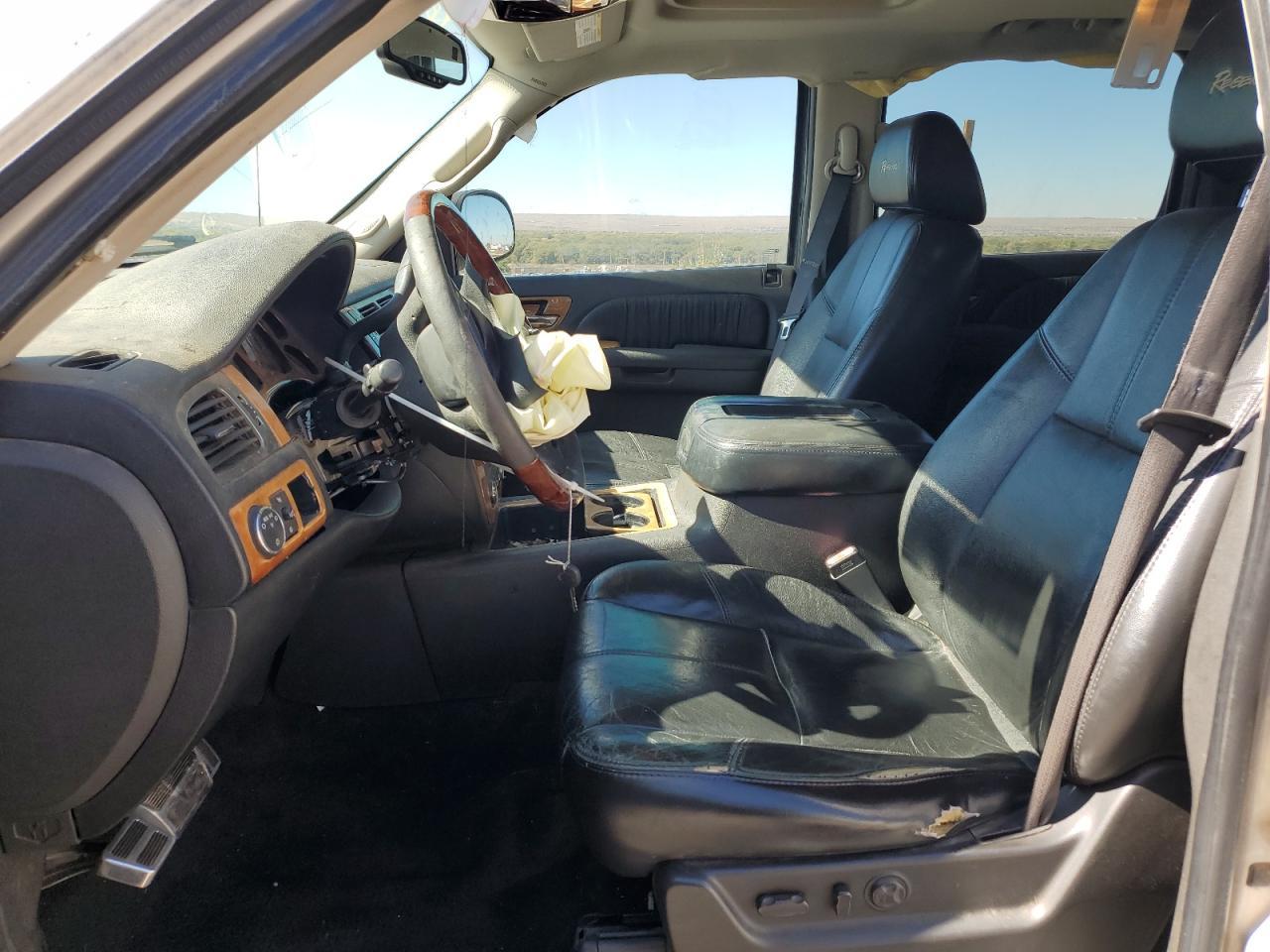 2007 Chevrolet Avalanche C1500 - Image 7