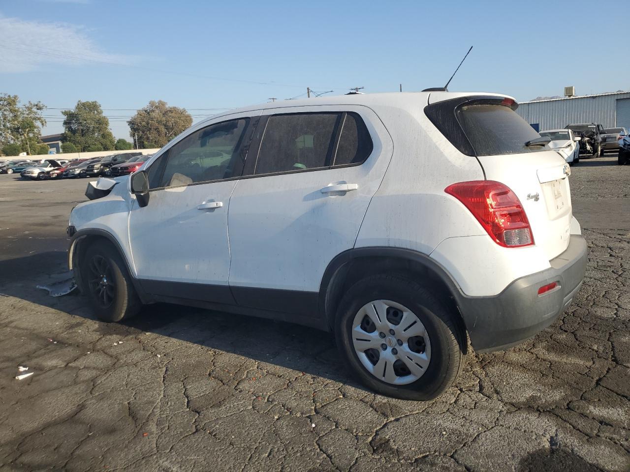 2016 Chevrolet Trax Ls - Фото 2