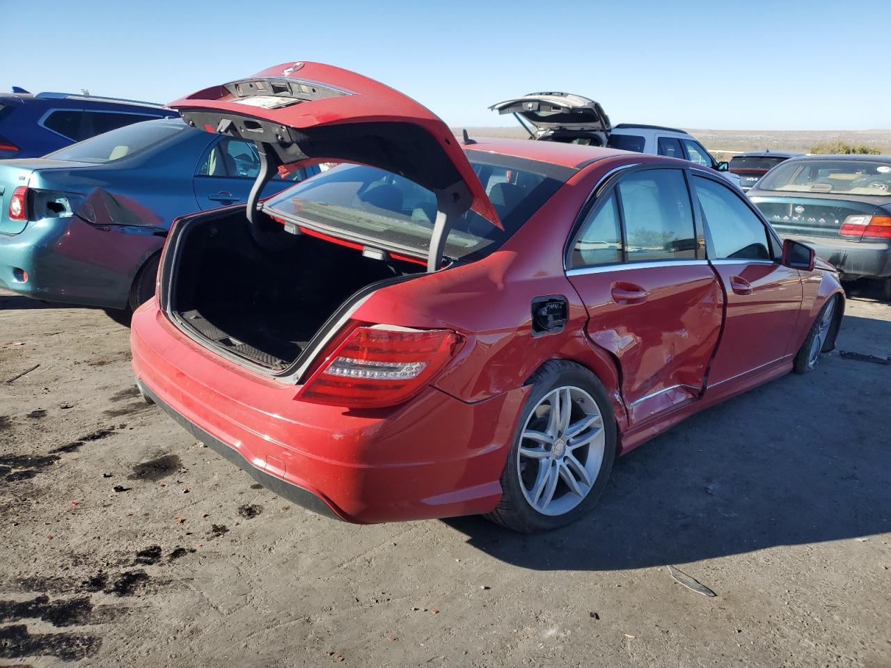 2014 Mercedes-Benz C 250 - Фото 3