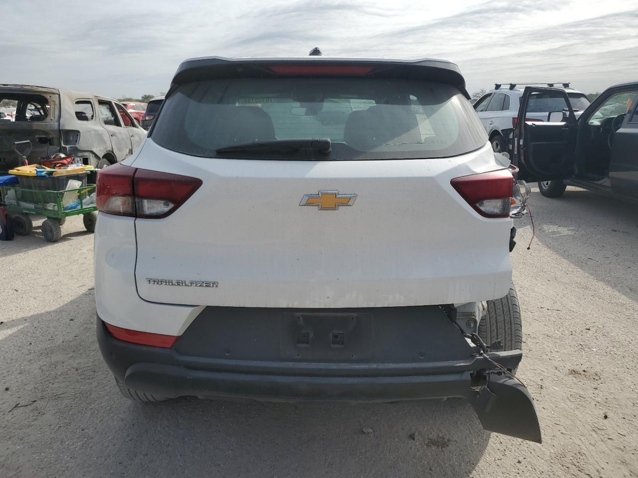 2022 Chevrolet Trailblazer Ls - Фото 6