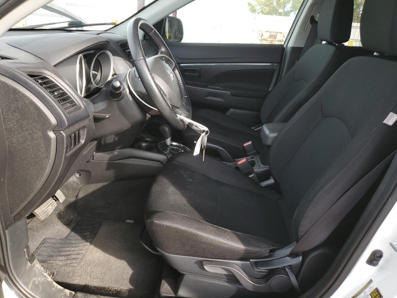 2015 Mitsubishi Outlander Sport Es - Image 7