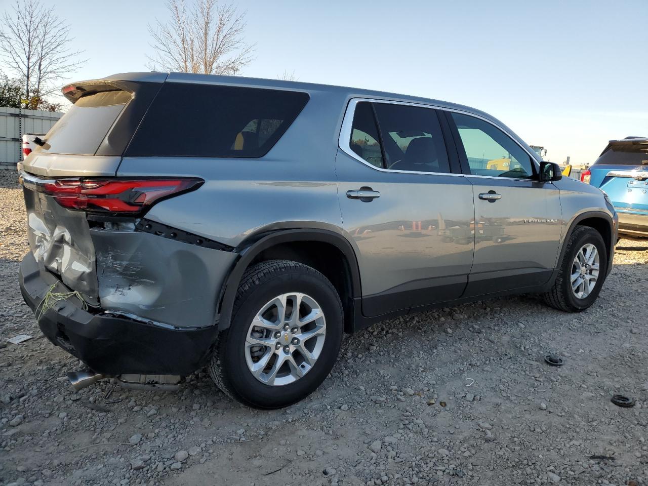 2024 Chevrolet Traverse Limited Ls - Фото 3