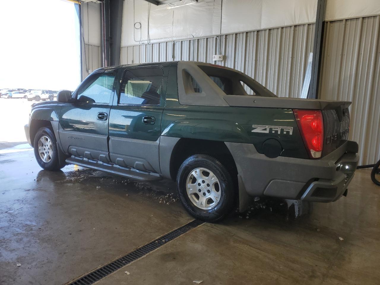 2002 Chevrolet Avalanche C1500 - Фото 2