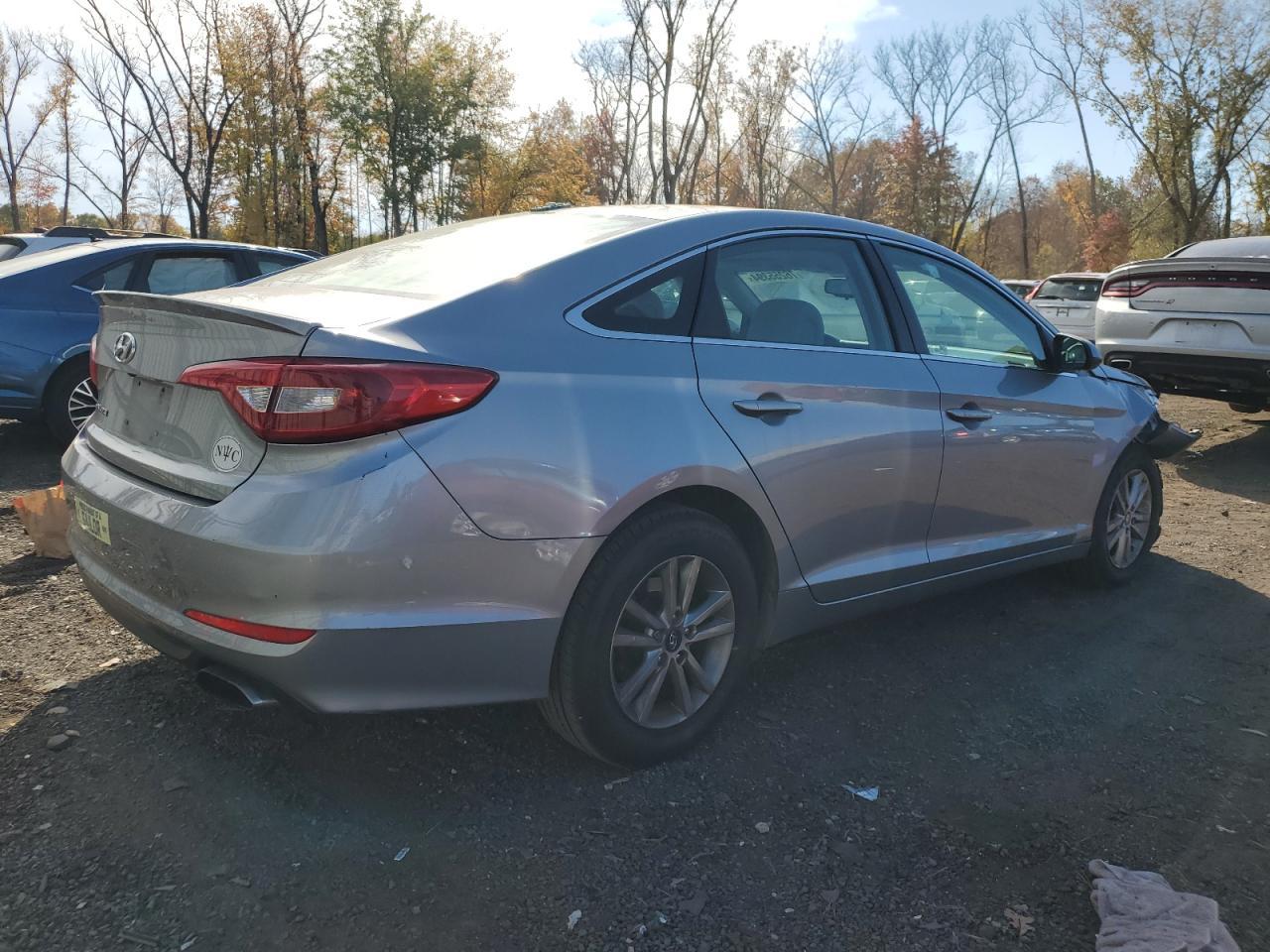 2017 Hyundai Sonata Se - Фото 3