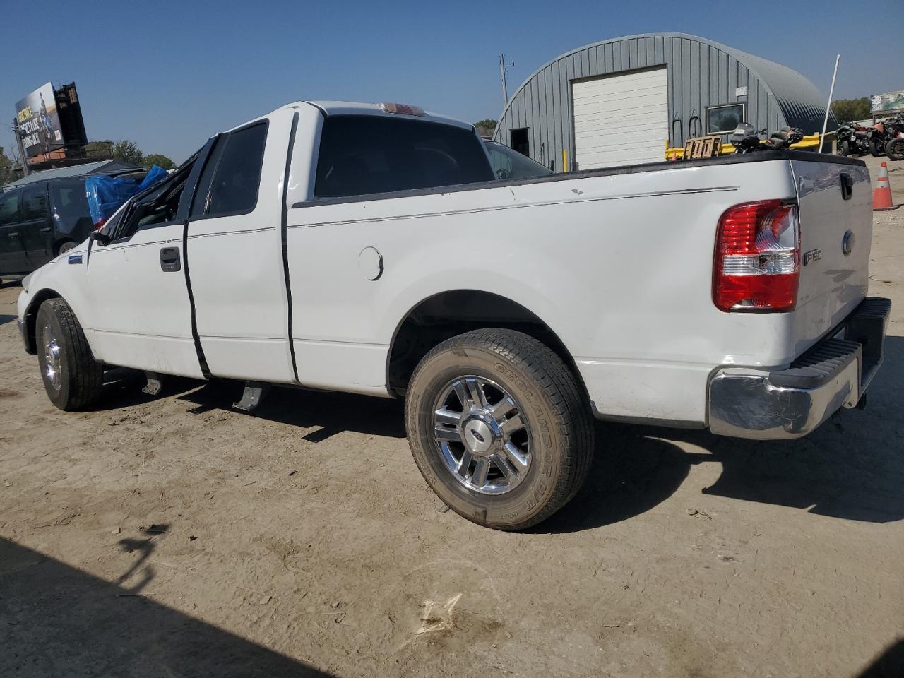 2006 Ford F150 - Image 2