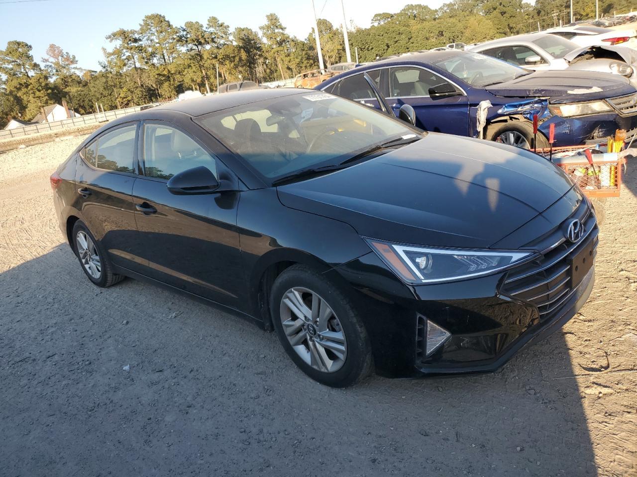 2019 Hyundai Elantra Sel - Фото 4