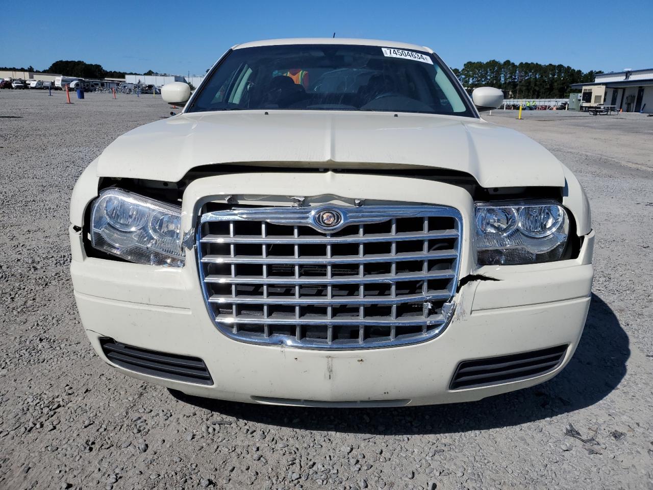 2008 Chrysler 300 Lx - Image 5