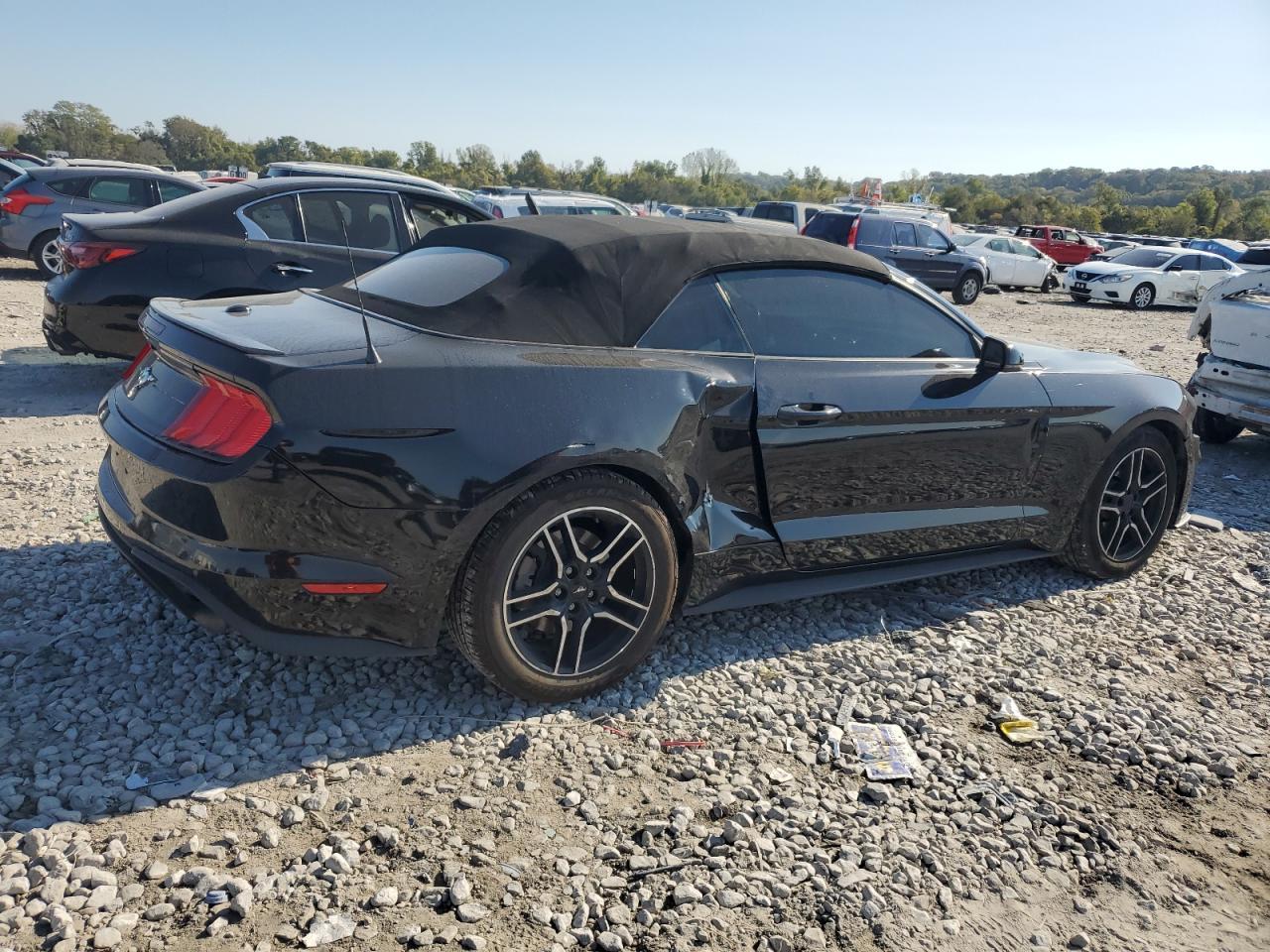2018 Ford Mustang - Фото 3