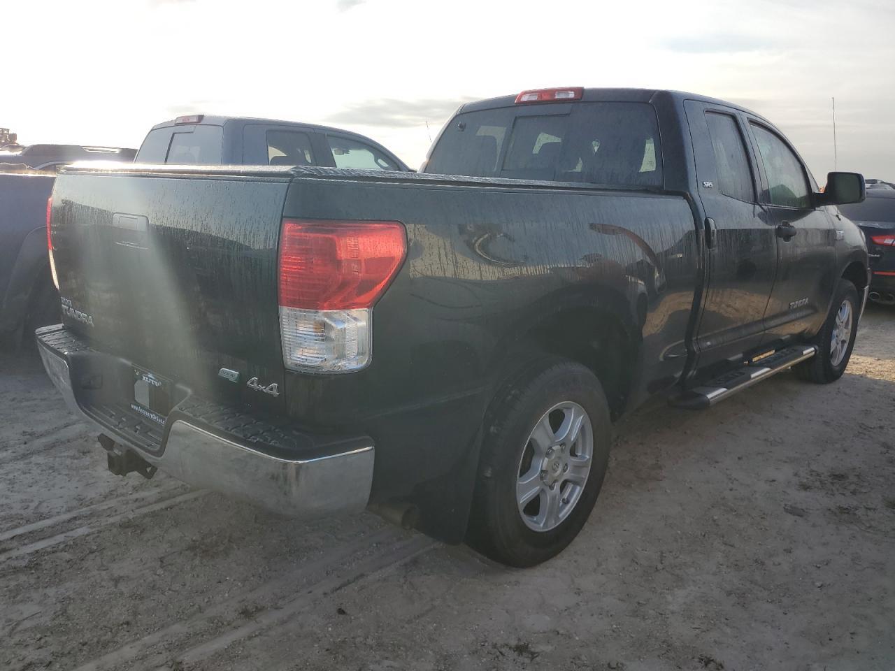 2010 Toyota Tundra Double Cab Sr5 - Фото 3