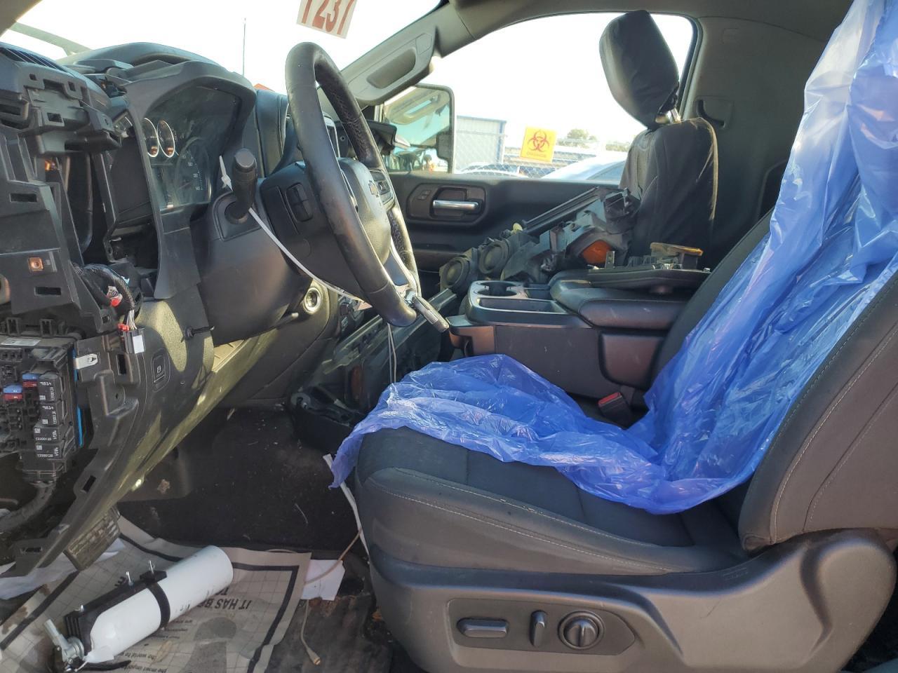 2022 Chevrolet Silverado C2500 Heavy Duty Lt - Image 7