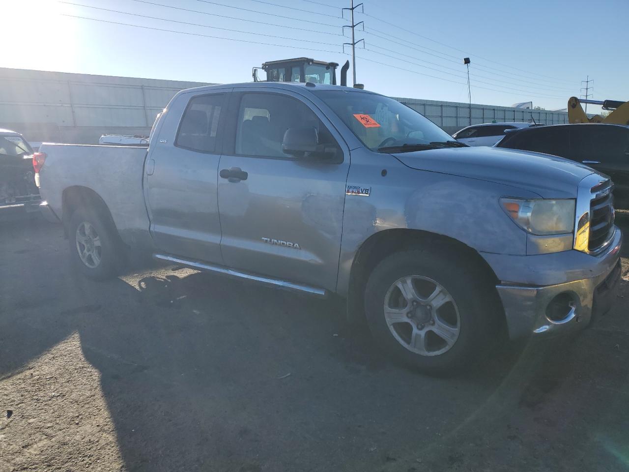 2011 Toyota Tundra Double Cab Sr5 - Фото 4