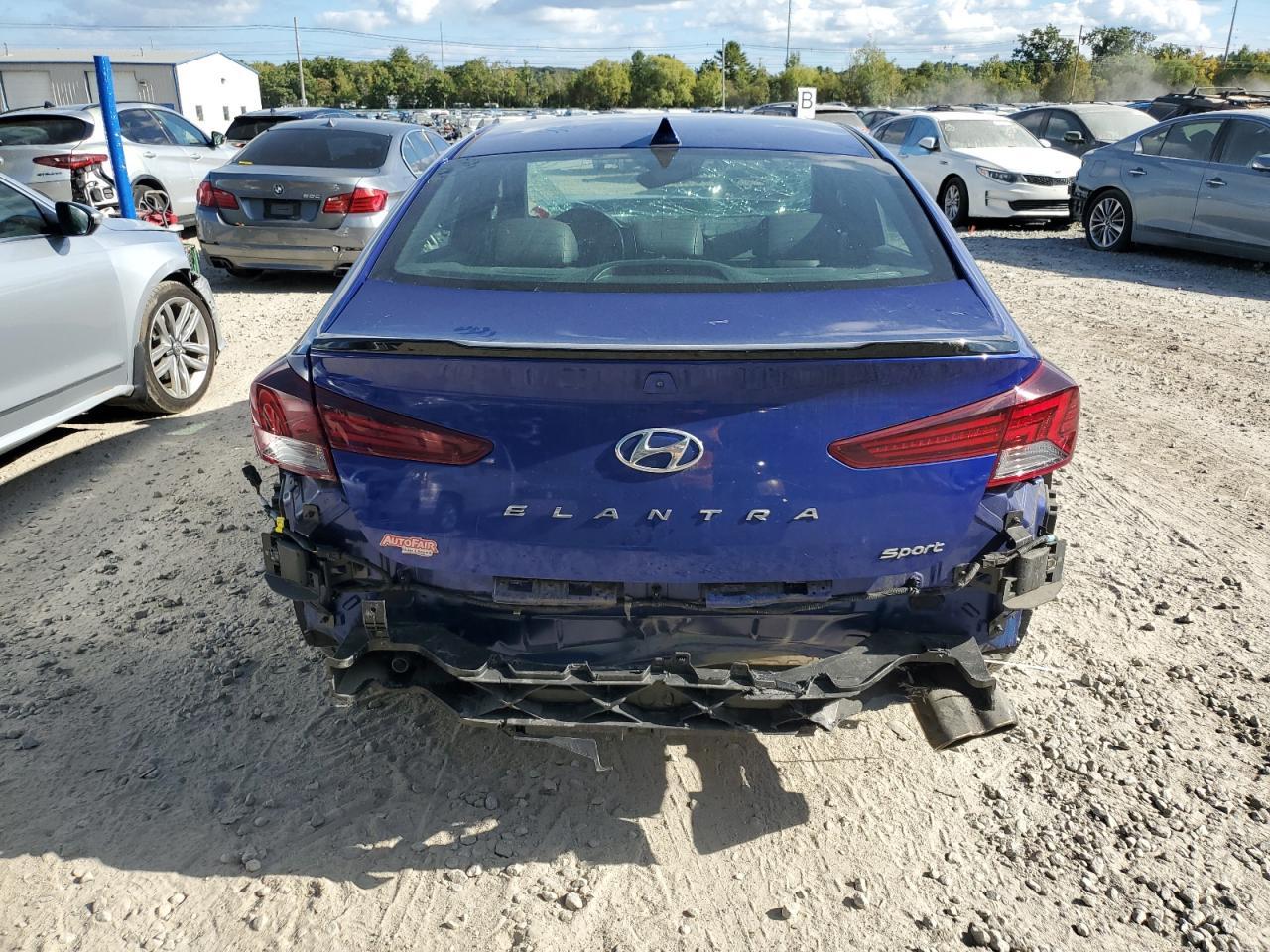 2020 Hyundai Elantra Sport - Фото 6