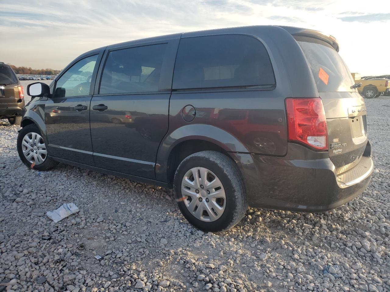 2019 Dodge Grand Caravan Se - Фото 2