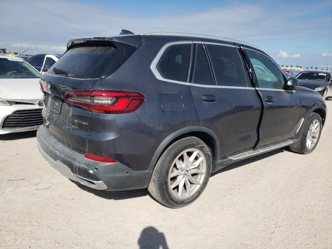2019 BMW X5 xDrive40I - Фото 3