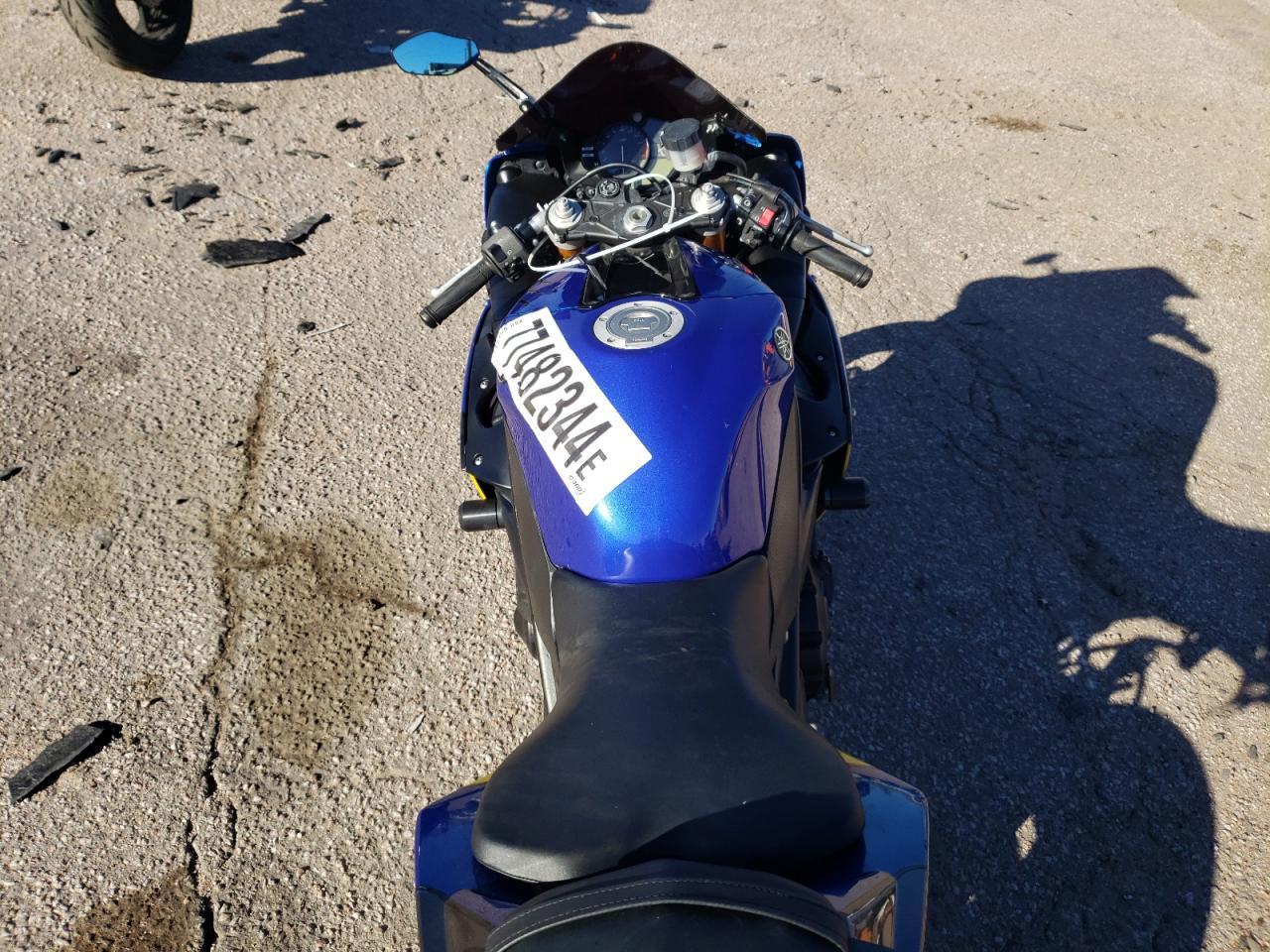 2011 Yamaha Yzfr1 - Фото 6