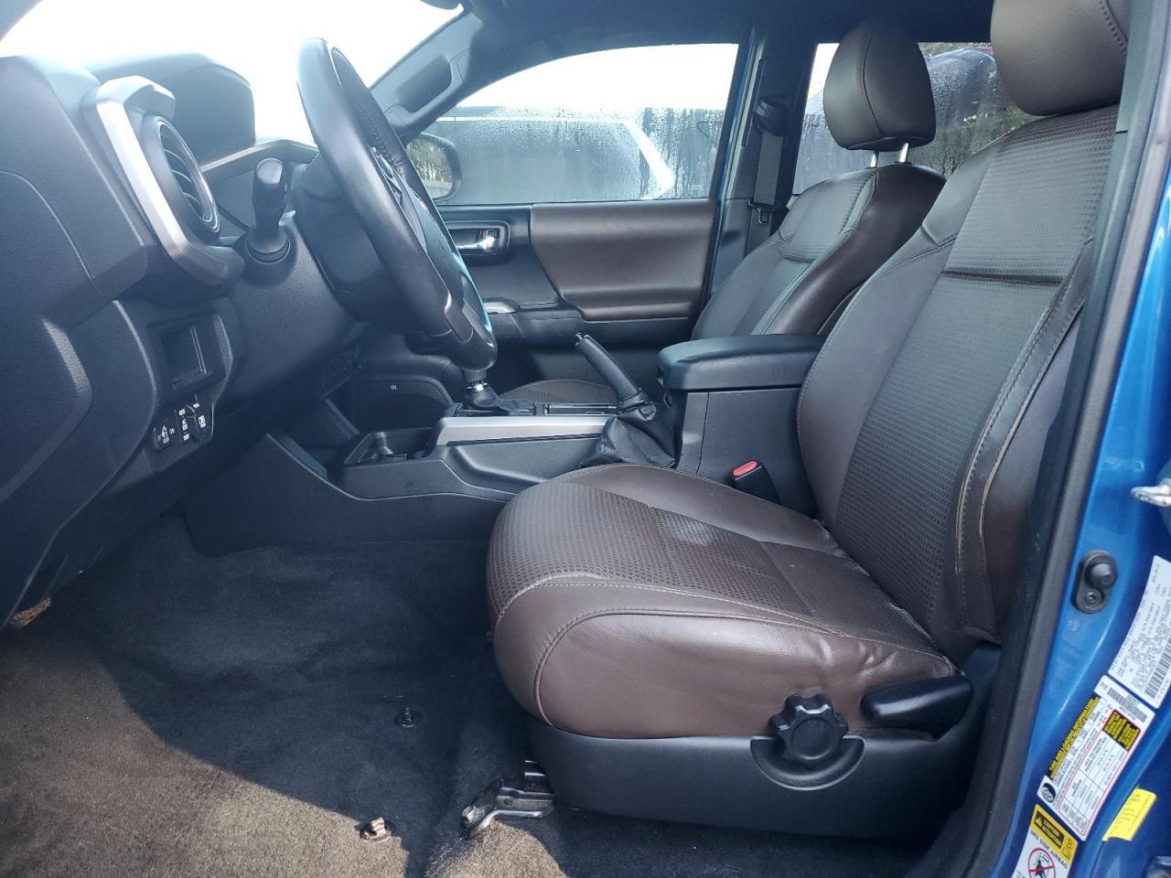 2017 Toyota Tacoma Double Cab - Image 7