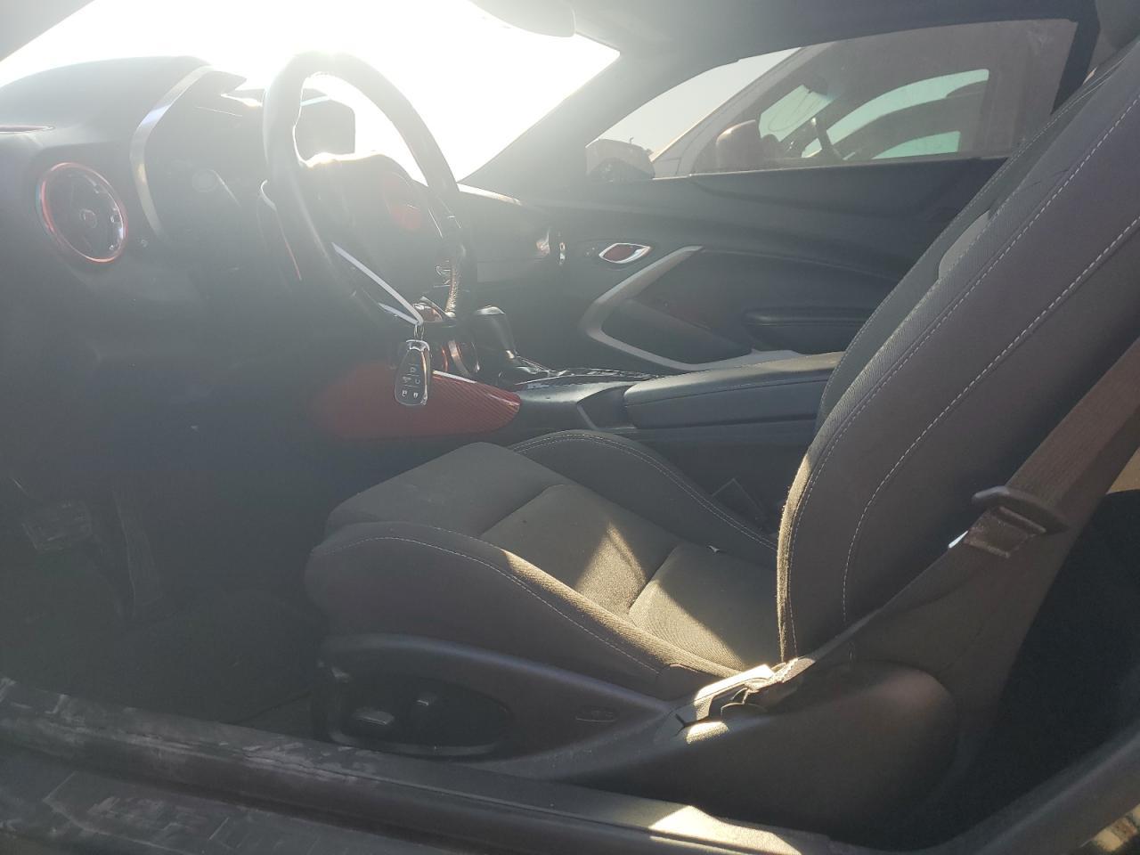 2020 Chevrolet Camaro Ls - Фото 7