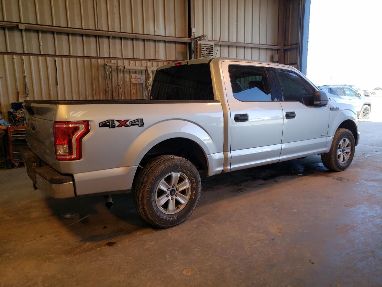 2015 Ford F150 Supercrew - Фото 3