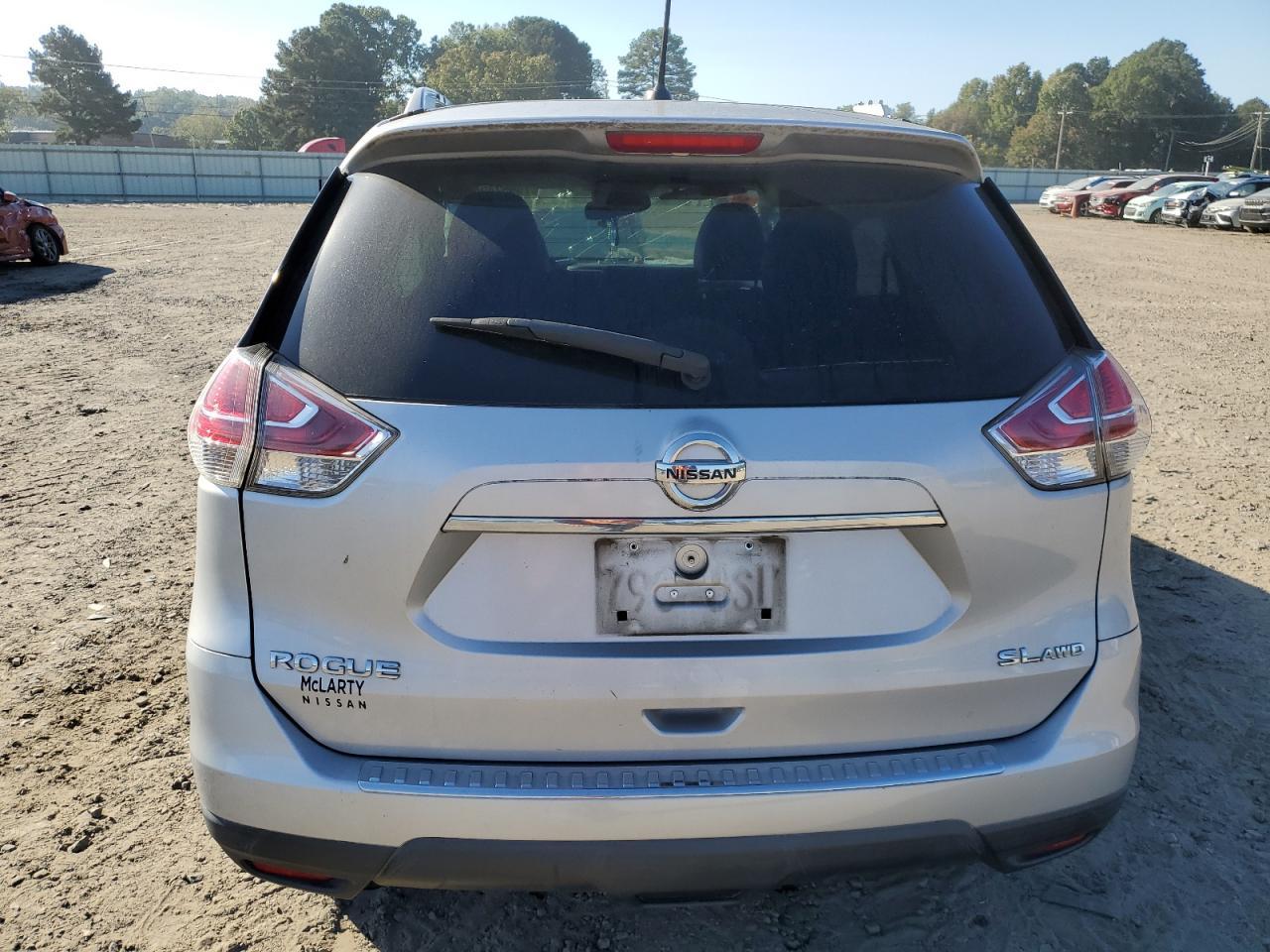 2016 Nissan Rogue S - Image 6