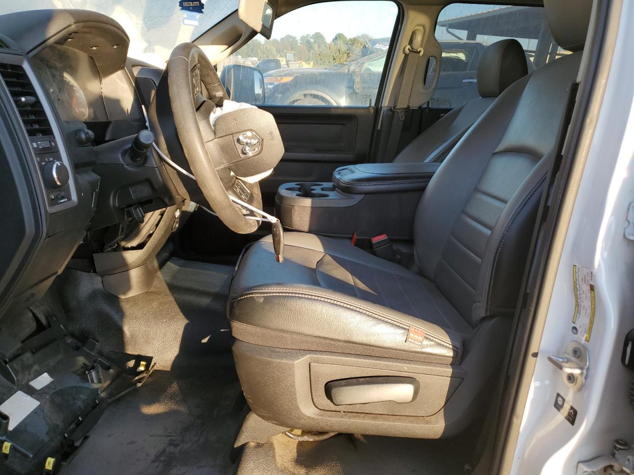 2022 Ram 1500 Classic Tradesman - Фото 7