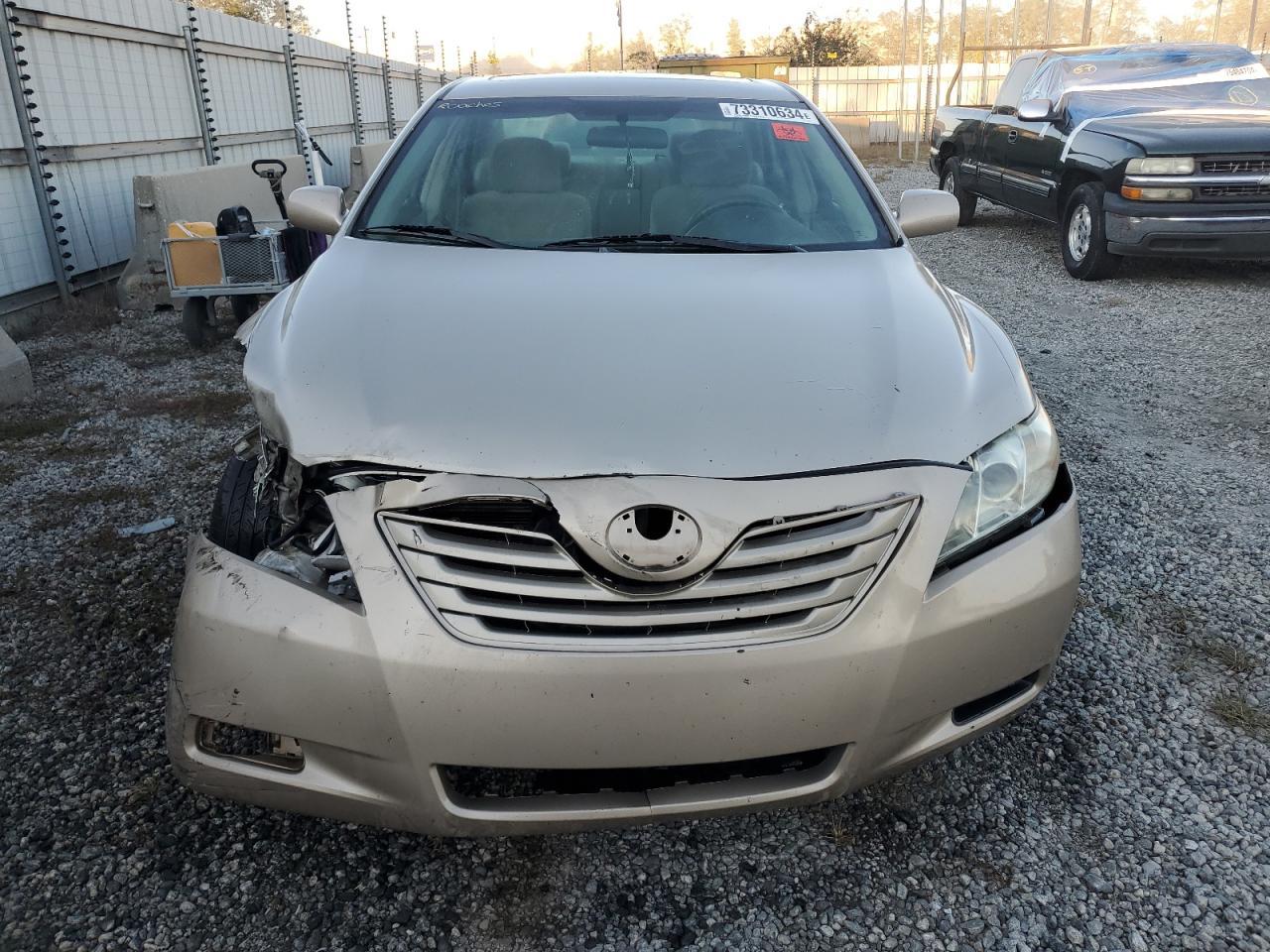 2008 Toyota Camry Le - Фото 5
